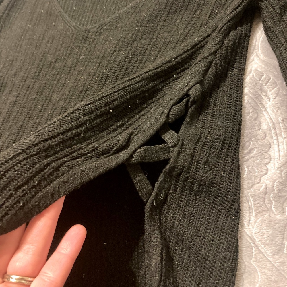 Sweater - Picture 3 of 4